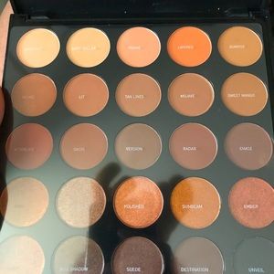 Morphe palette